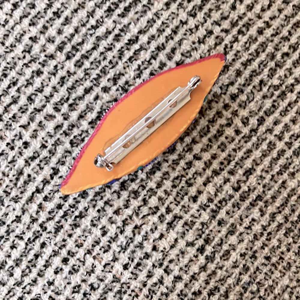 Artsy Fun Colorful Pattern Brooch Pin - Picture 3 of 8